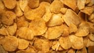 The new Biscuits & Gravy potato chips have been available at stores since mid-January (Image via Tejasvi Maheshwari / Pexels)